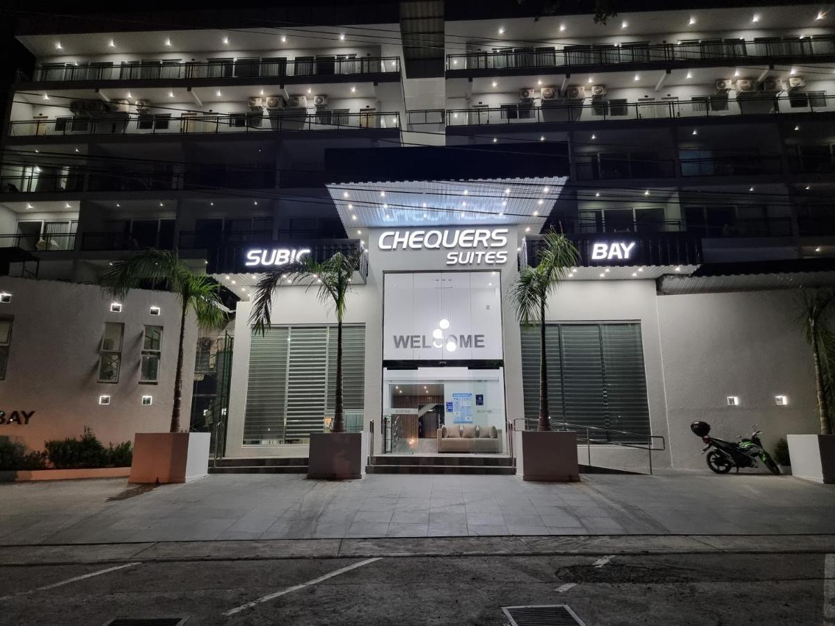 Chequers Suites Subic Bay Olongapo Zewnętrze zdjęcie