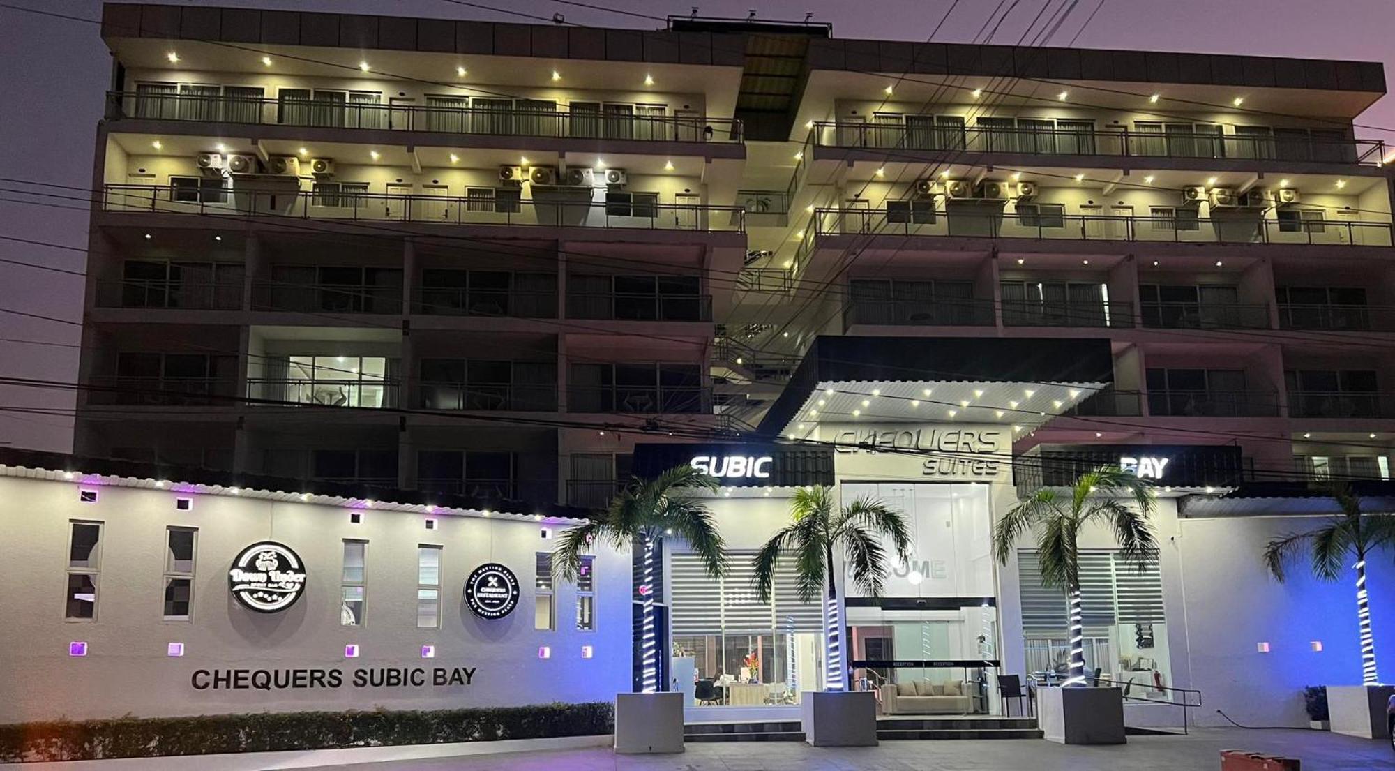 Chequers Suites Subic Bay Olongapo Zewnętrze zdjęcie