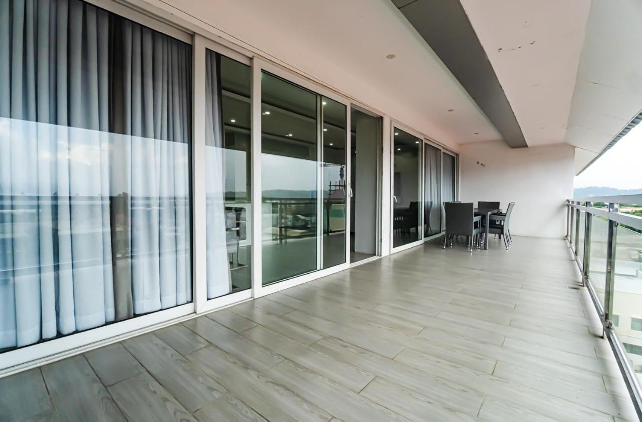 Chequers Suites Subic Bay Olongapo Zewnętrze zdjęcie