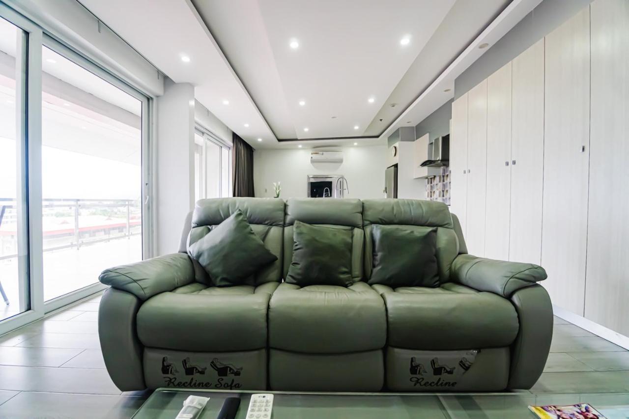 Chequers Suites Subic Bay Olongapo Zewnętrze zdjęcie