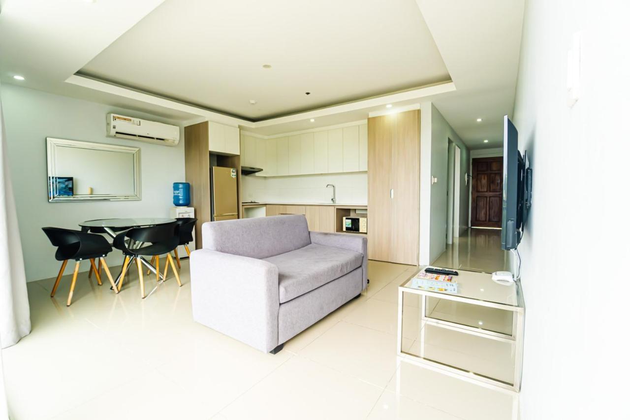 Chequers Suites Subic Bay Olongapo Zewnętrze zdjęcie