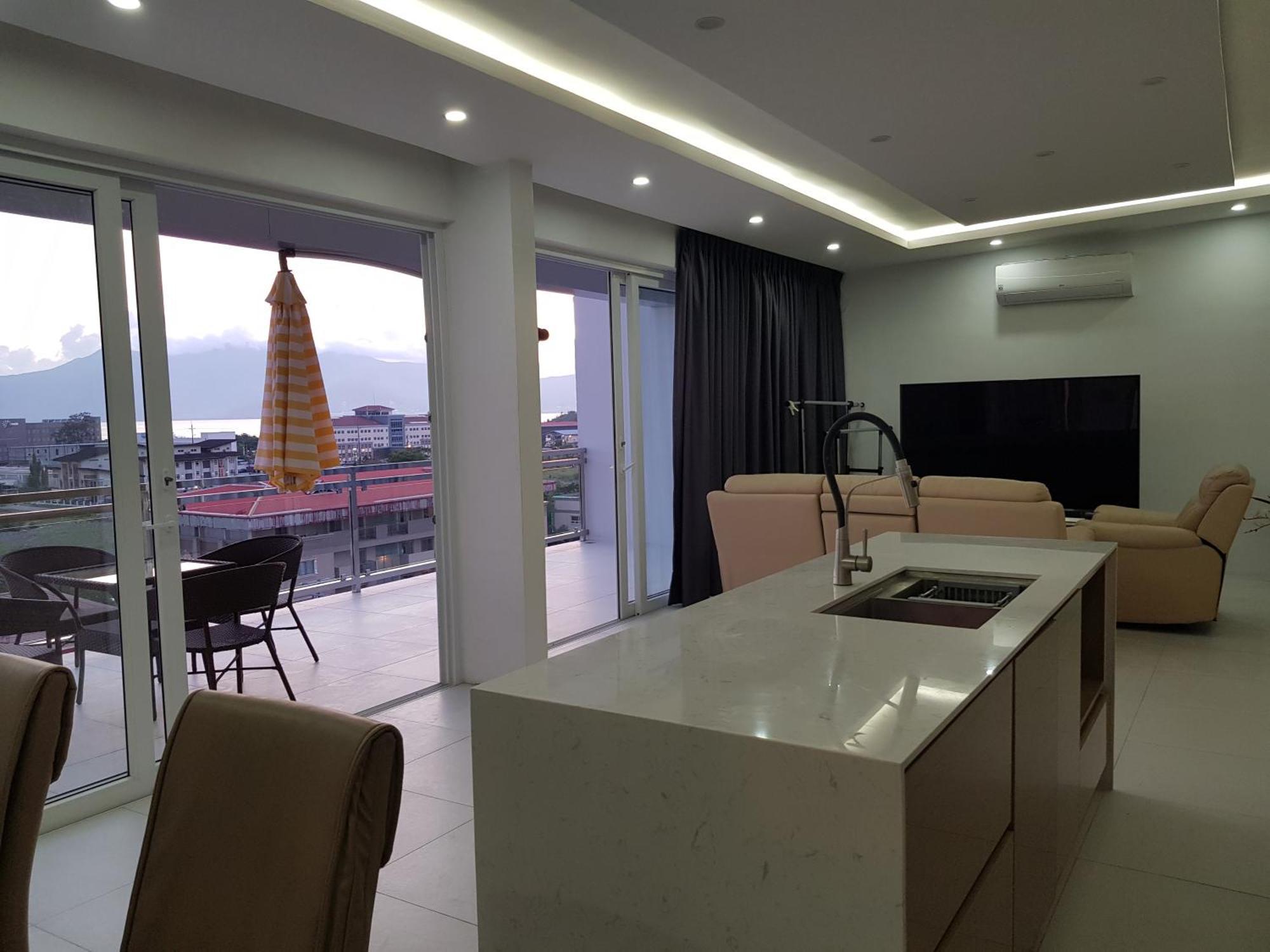 Chequers Suites Subic Bay Olongapo Zewnętrze zdjęcie