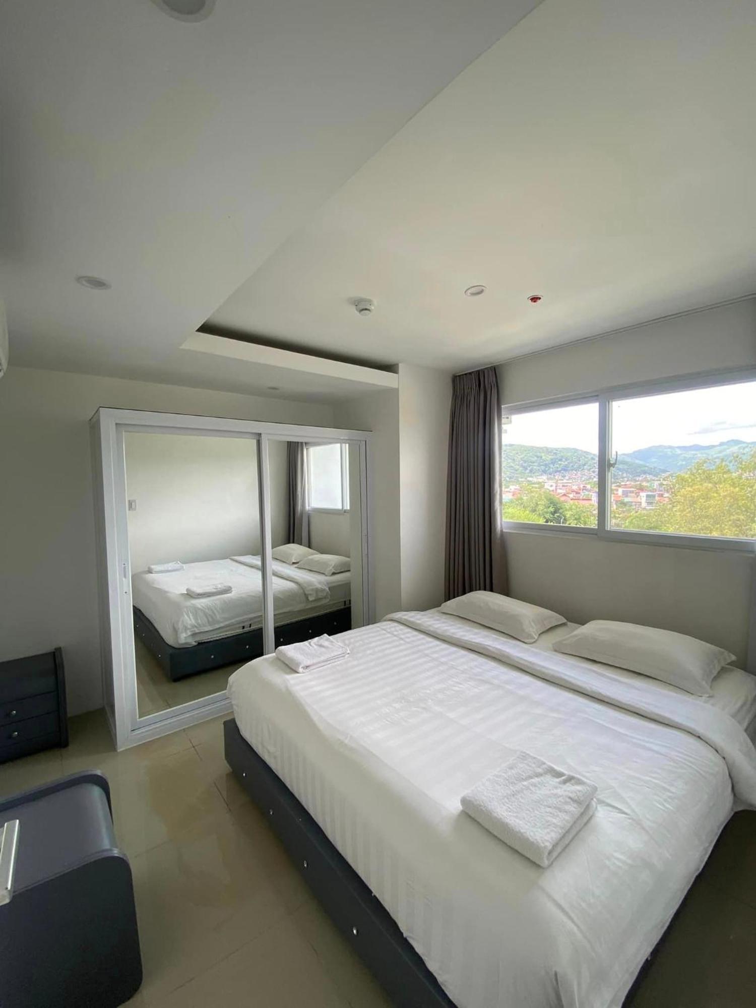 Chequers Suites Subic Bay Olongapo Zewnętrze zdjęcie